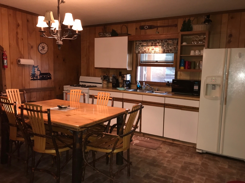 kitchen Bear Cottage Moonlight Bay Resort