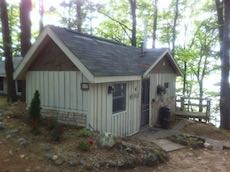 The Lake House Cottage exterior Moonlight bay resort